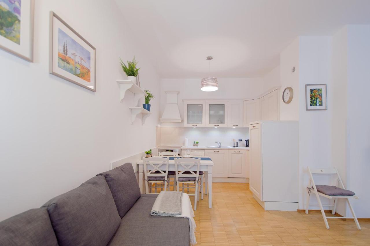 Modern Apartment Charvatova ปราก ภายนอก รูปภาพ