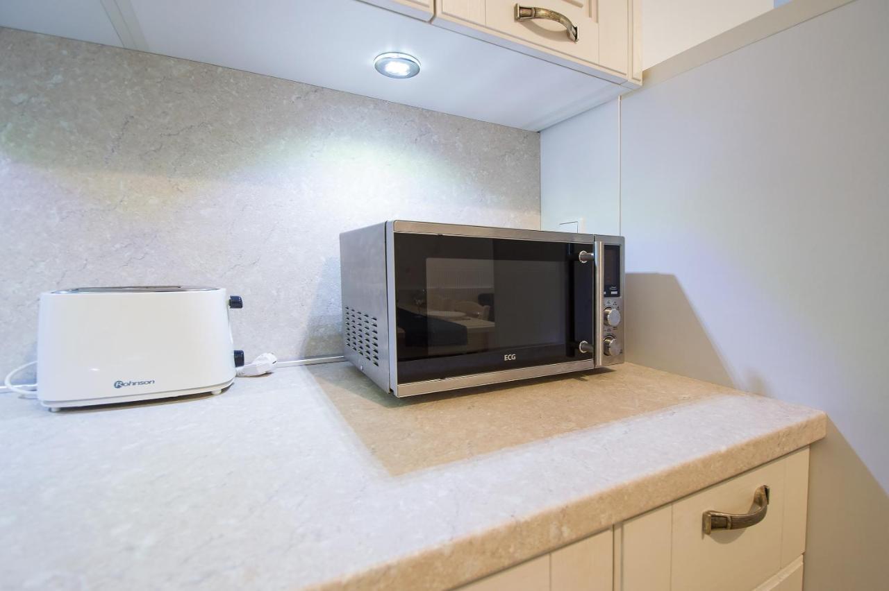 Modern Apartment Charvatova ปราก ภายนอก รูปภาพ